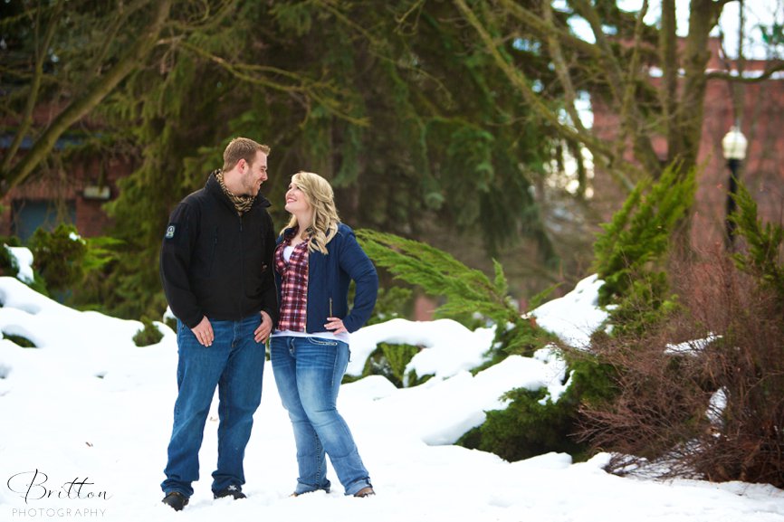 Photograph of a winter wedding proposal in Riverfront Park